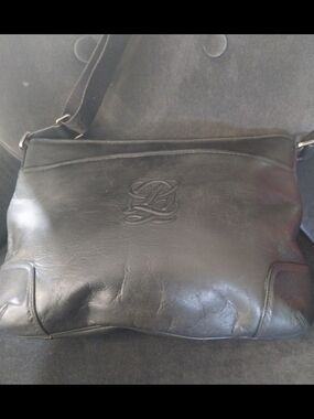 LOUIS QUATORZE Black Leather Shoulder Bag